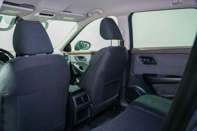 2023 Nissan Rogue S FWD
