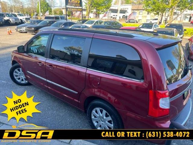 2013 Chrysler Town & Country Touring