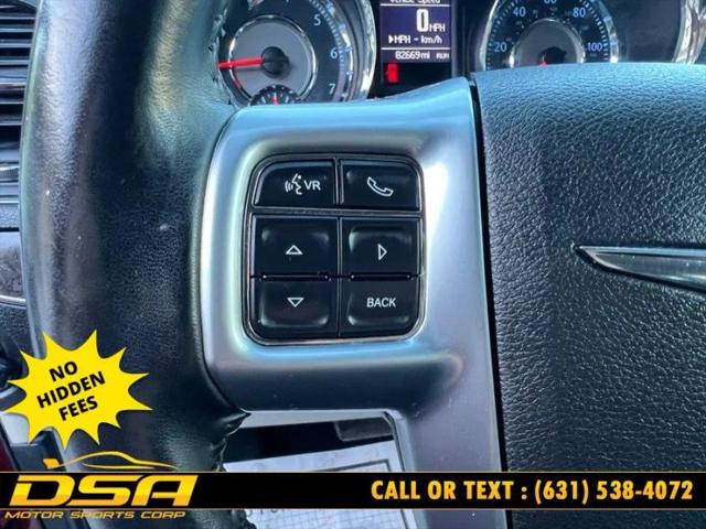 2013 Chrysler Town & Country Touring
