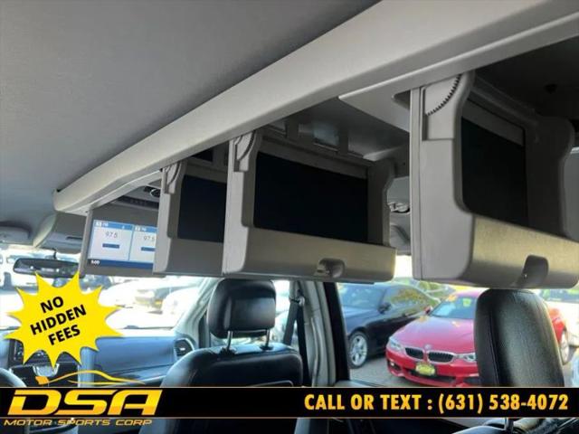 2013 Chrysler Town & Country Touring