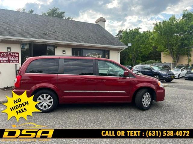 2013 Chrysler Town & Country Touring