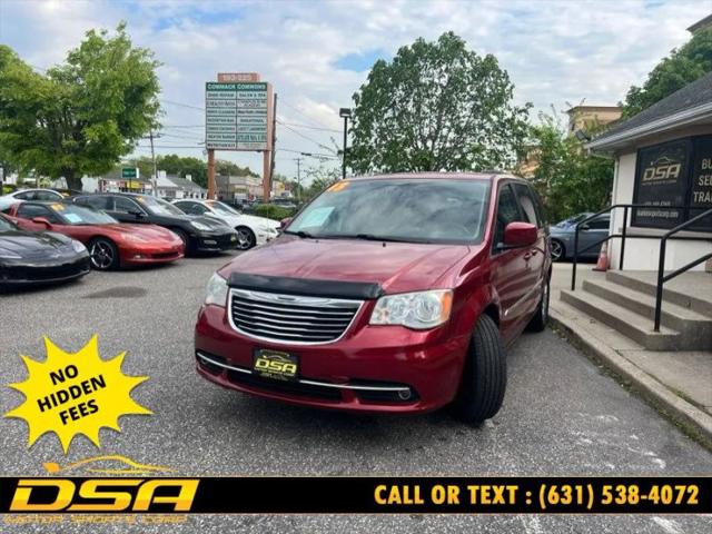 2013 Chrysler Town & Country Touring