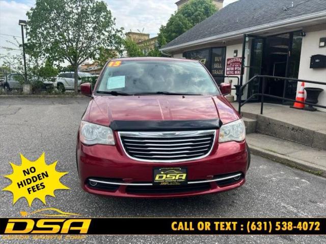 2013 Chrysler Town & Country Touring
