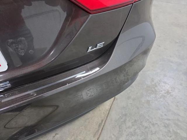 2019 Toyota Camry LE