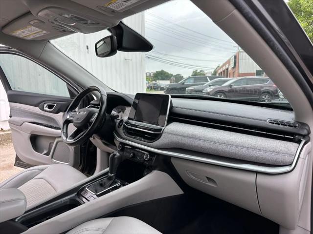 2022 Jeep Compass Latitude FWD
