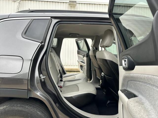 2022 Jeep Compass Latitude FWD
