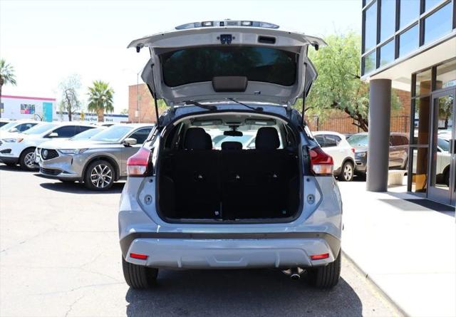 2023 Nissan Kicks SV Xtronic CVT
