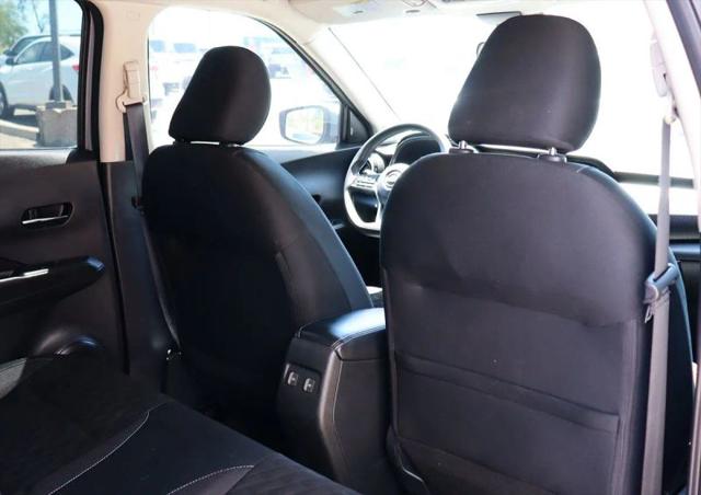 2023 Nissan Kicks SV Xtronic CVT