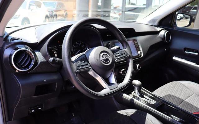 2023 Nissan Kicks SV Xtronic CVT