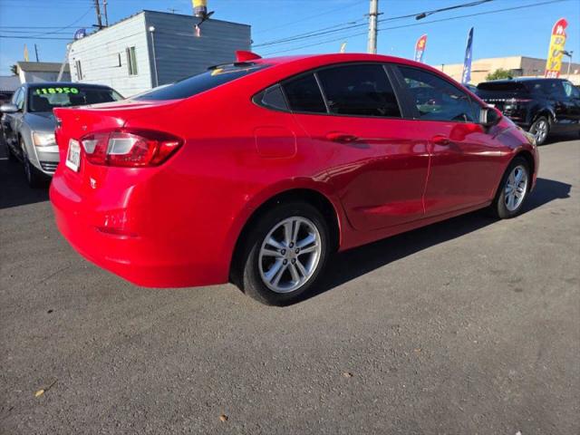 2018 Chevrolet Cruze LT Auto