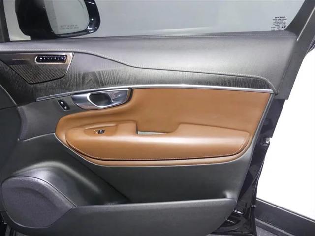 2021 Volvo XC90 Recharge T8 Inscription 7 Passenger
