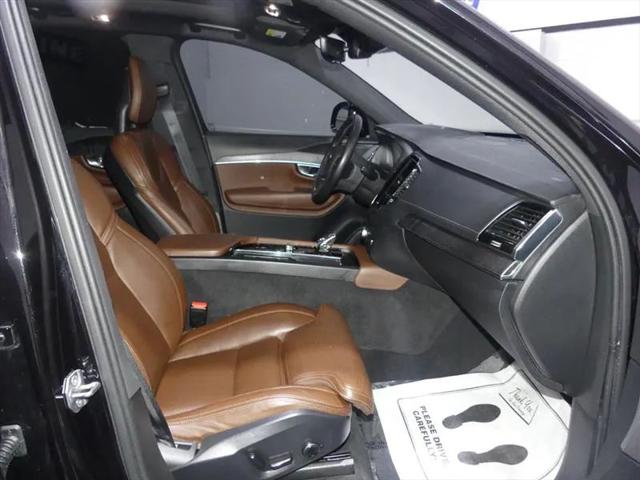 2021 Volvo XC90 Recharge T8 Inscription 7 Passenger
