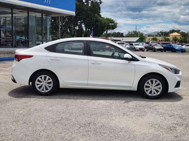2019 Hyundai Accent SE