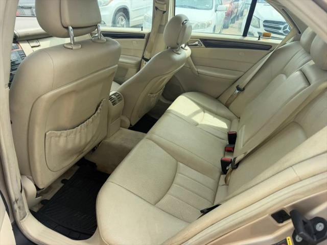 2005 Mercedes-Benz C 240 Luxury