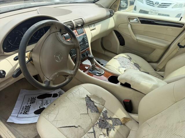2005 Mercedes-Benz C 240 Luxury