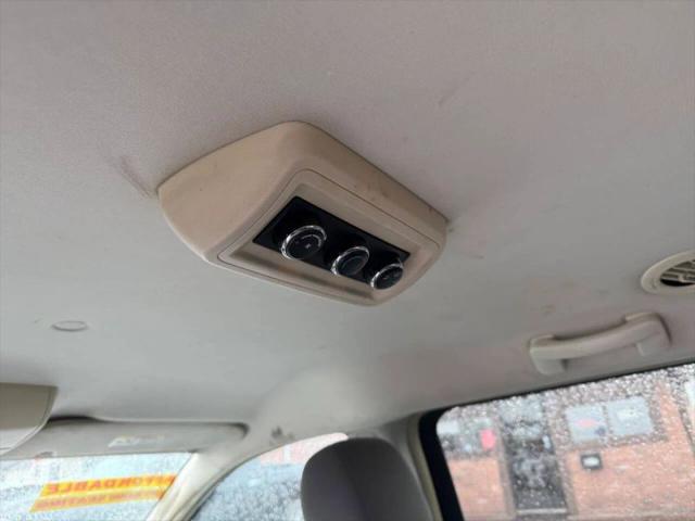 2008 Chrysler Town & Country LX