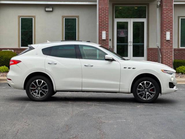 2017 Maserati Levante Base