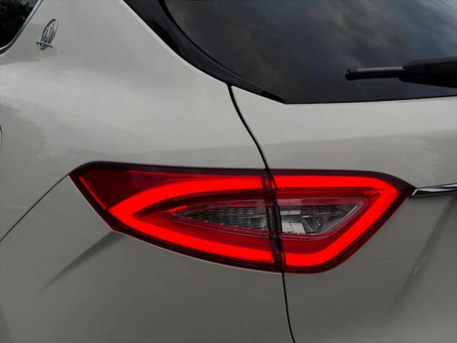 2017 Maserati Levante Base