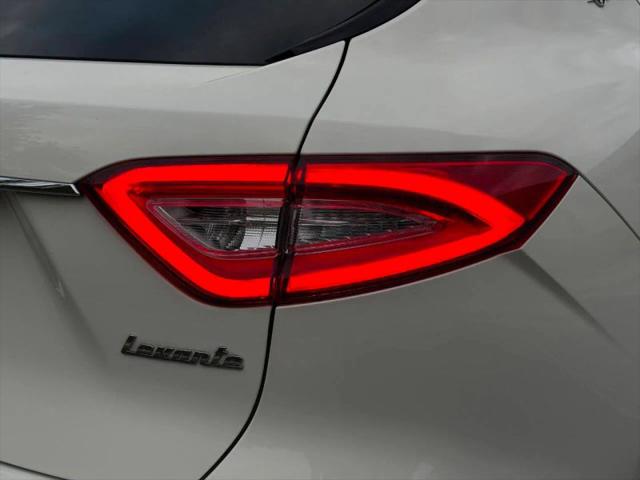 2017 Maserati Levante Base