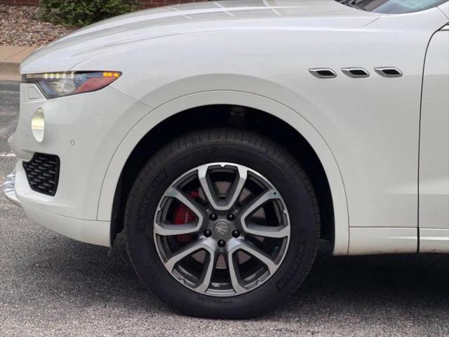 2017 Maserati Levante Base