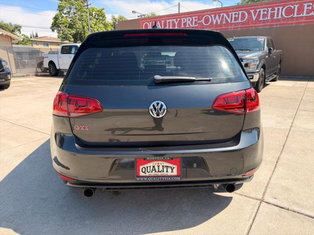 2017 Volkswagen Golf GTI Sport 4-Door