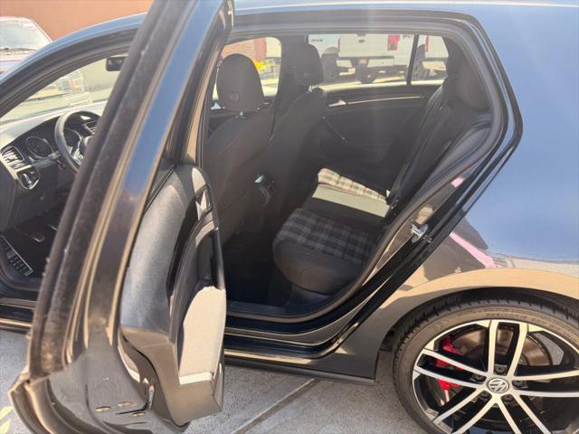 2017 Volkswagen Golf GTI Sport 4-Door