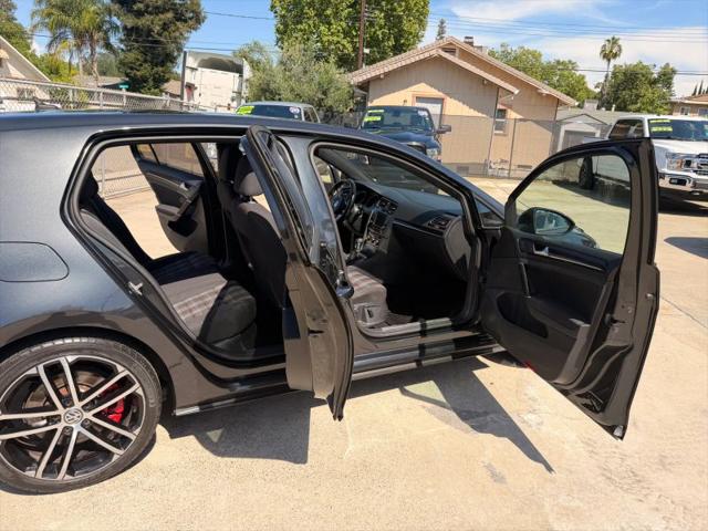 2017 Volkswagen Golf GTI Sport 4-Door