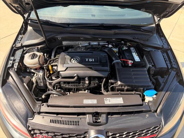 2017 Volkswagen Golf GTI Sport 4-Door