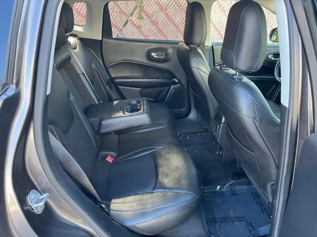 2018 Jeep Compass Latitude FWD