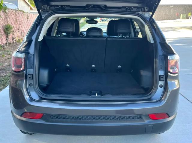 2018 Jeep Compass Latitude FWD