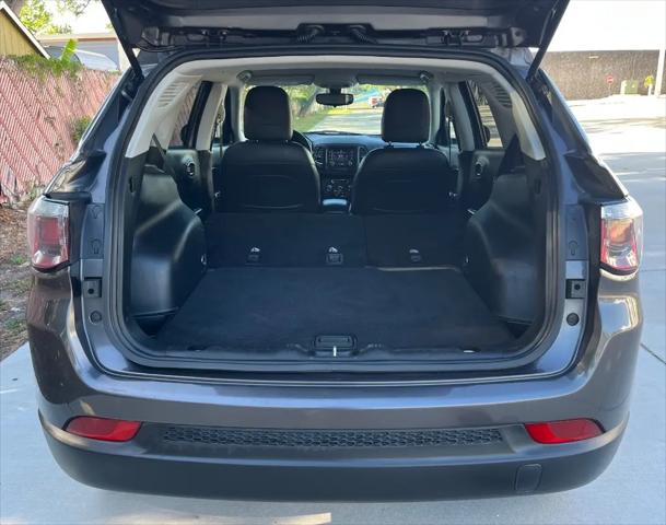 2018 Jeep Compass Latitude FWD