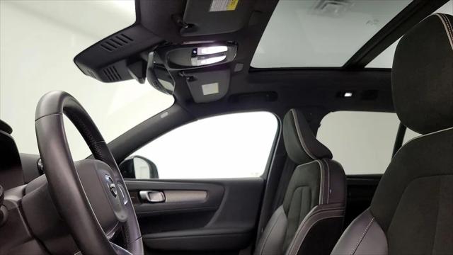 2022 Volvo XC40 Recharge Pure Electric P8 Twin Plus