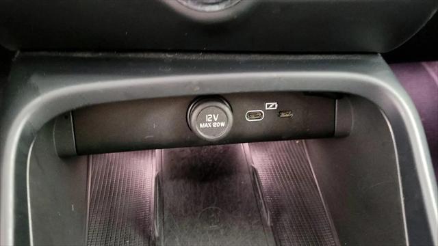 2022 Volvo XC40 Recharge Pure Electric P8 Twin Plus