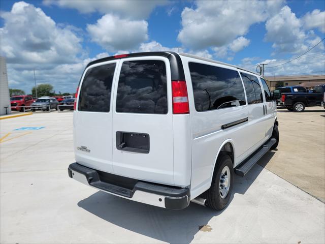 2025 Chevrolet Express Passenger RWD 3500 Extended Wheelbase LT