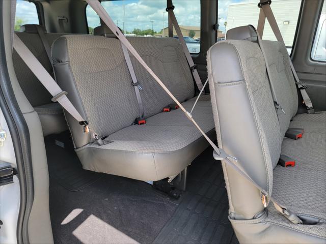 2025 Chevrolet Express Passenger RWD 3500 Extended Wheelbase LT
