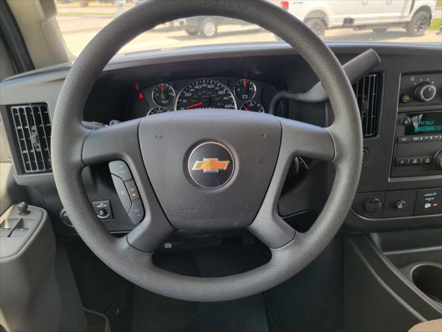 2025 Chevrolet Express Passenger RWD 3500 Extended Wheelbase LT