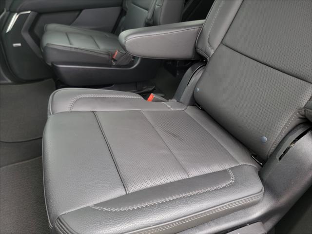 2025 GMC Yukon 4WD Denali