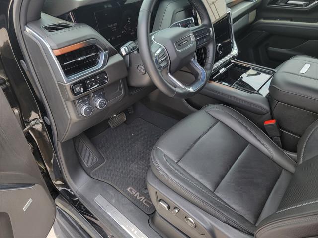 2025 GMC Yukon 4WD Denali
