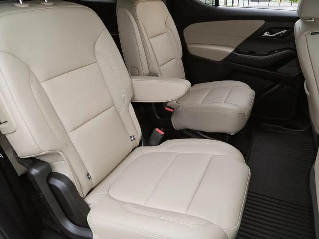 2023 Chevrolet Traverse AWD LT Leather