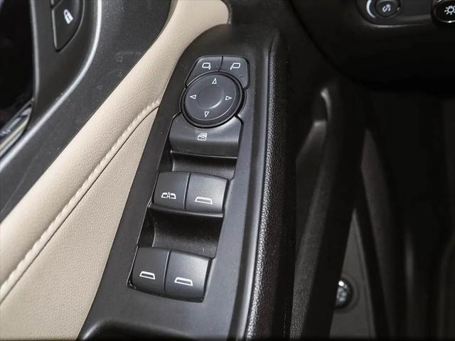 2023 Chevrolet Traverse AWD LT Leather
