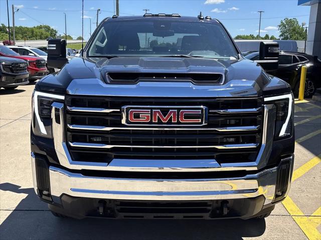 2025 GMC Sierra 2500HD 4WD Crew Cab Standard Bed SLE