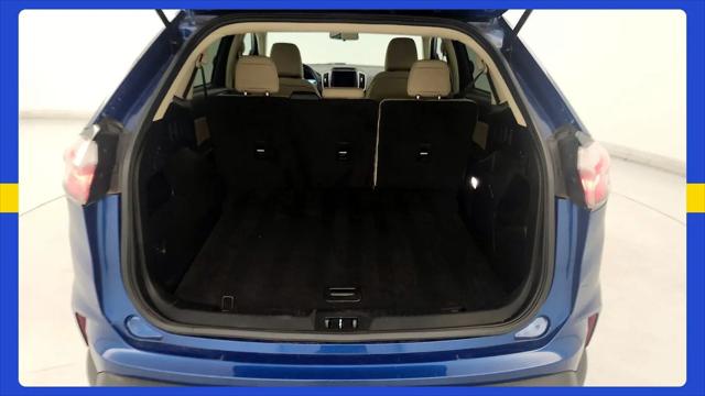 2022 Ford Edge SE