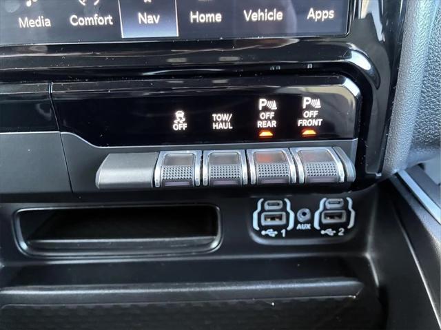 2023 Ram 1500 Big Horn Crew Cab 4x4 5'7" Box