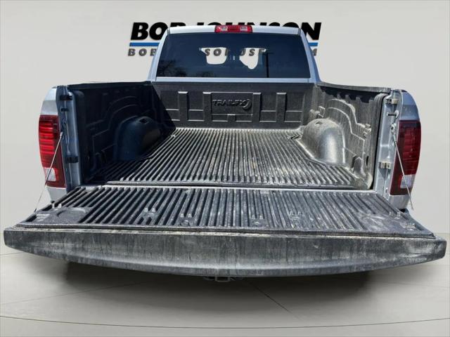 2022 Ram 1500 Classic Warlock Quad Cab 4x4 6'4" Box