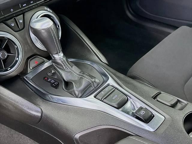 2022 Chevrolet Camaro RWD Coupe 1LT