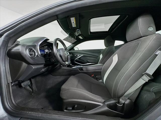 2022 Chevrolet Camaro RWD Coupe 1LT