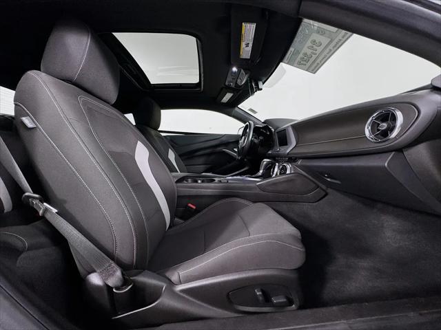 2022 Chevrolet Camaro RWD Coupe 1LT