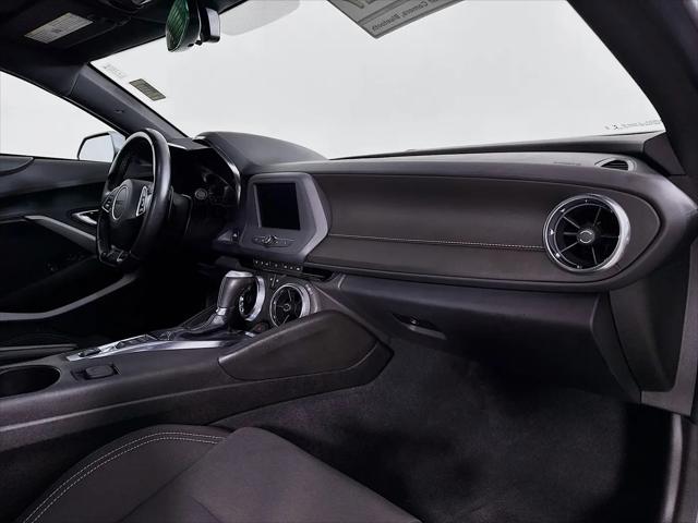 2022 Chevrolet Camaro RWD Coupe 1LT