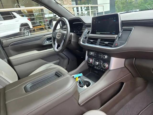 2024 GMC Yukon 4WD SLT