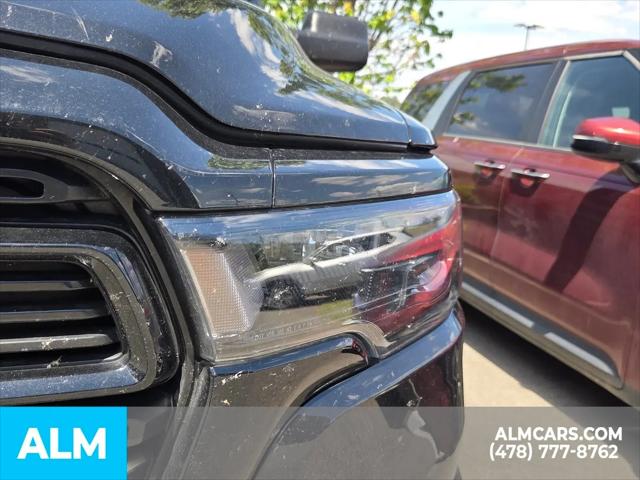 2025 Ram 1500 Tradesman Crew Cab 4x4 5'7" Box